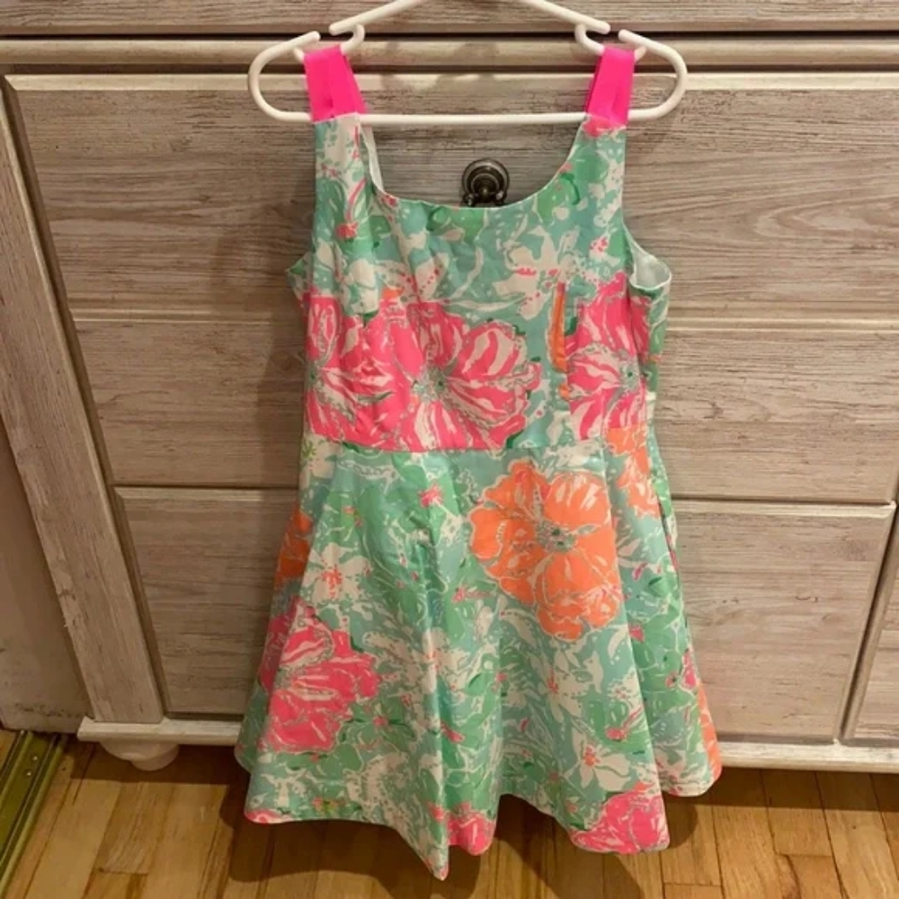Beautiful Lilly Pulitzer Dress for Girl Size 14 Accent Straps Smoke Free Worn 1x